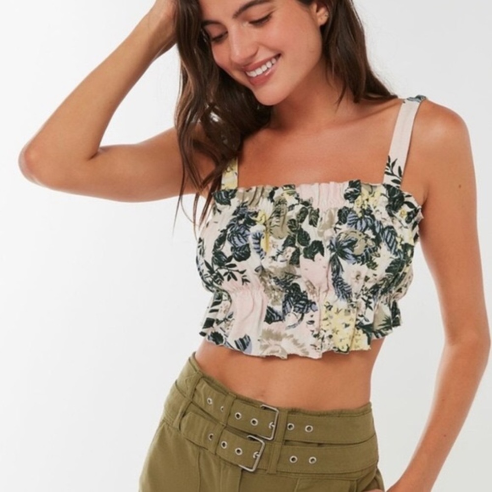 NWT Urban Outfitters floral crop top with tie back